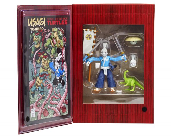 90966_SDCC_Exclusive_Usagi_Pkg_Open_02.jpg