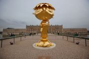 20101117_murakami_versailles_superflat_art_sculpture008.jpg