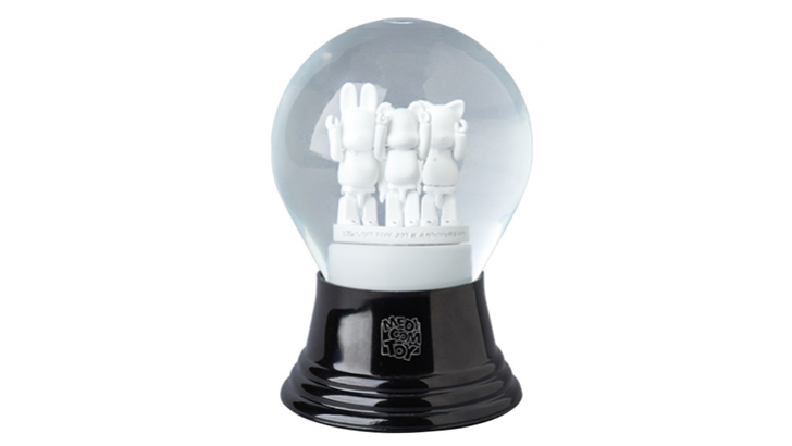 bearbrick snow globe Medicom snow globe
