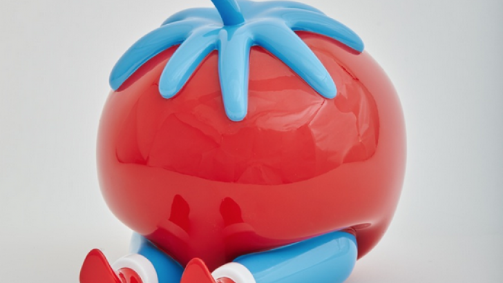 Give Up Resin Toy by Parra